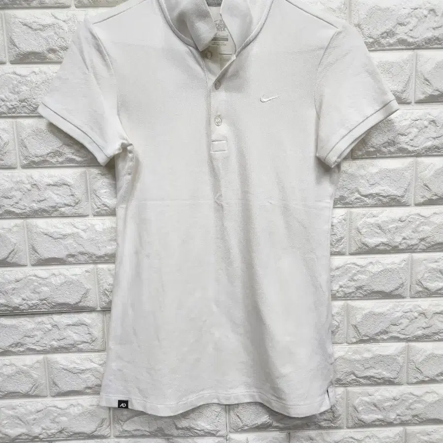 나이키 여성 반팔 카라티 95사이즈 k1189