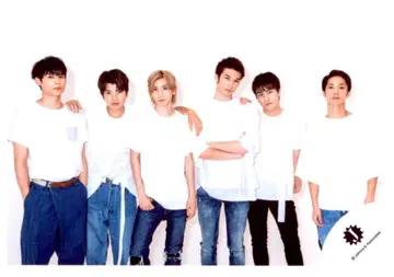 SixTONES 18년 Summer Paradise 집합 공식 사진 *1장