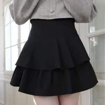 [ LIP SERVICE ] 이너 숏 팬츠 부착 프릴 캉캉 스커트