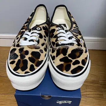 VANS LX AUTHENTIC 44 PONY LEOPARD 29cm