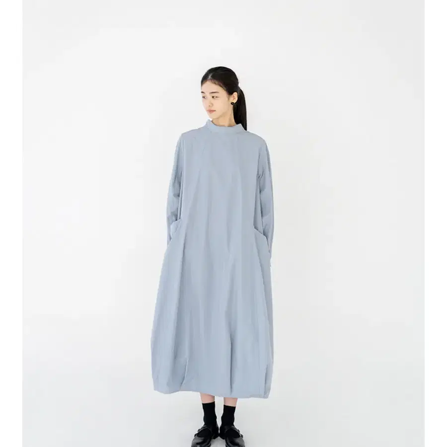 유노이아 볼륨 드레스
