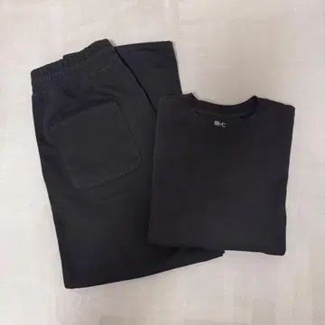 UNIQLO 오버 사이즈 스웨트 셔츠 와이드 팬츠 세트 블랙