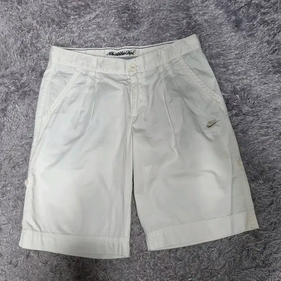 나이키 반바지 90s 핀턱 치노 하프 팬츠 화이트 m