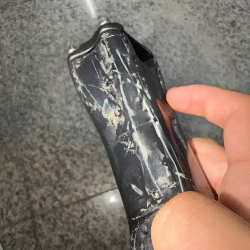 알리 카본 스템