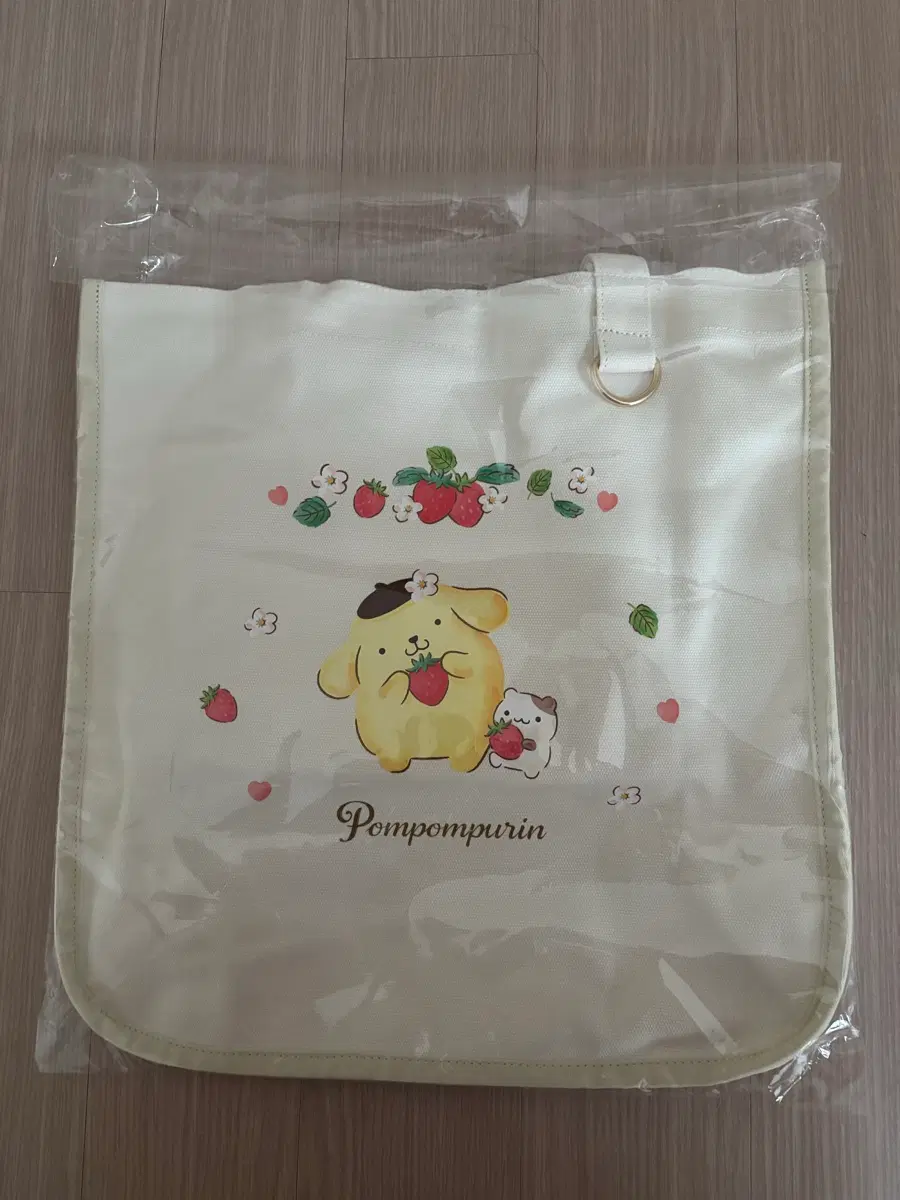 폼폼푸린 딸기 패턴 가방