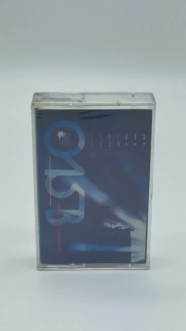 [미개봉/카세트테이프] 공일오비 015B -  Live Strikes Back 1994