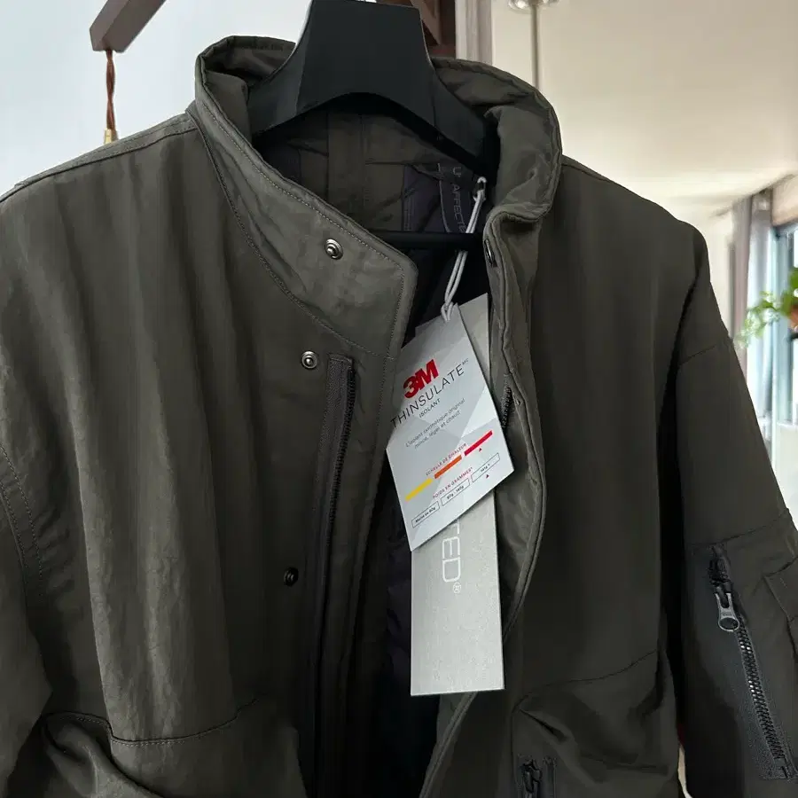 새상품 언어펙티드 Padded Zip Split Blouson "Khaki" -S