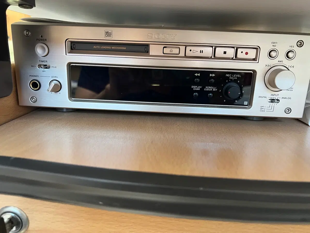 MDS-J3000ES