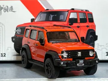 탁의 XCARTOYS TANK 300 오프로드