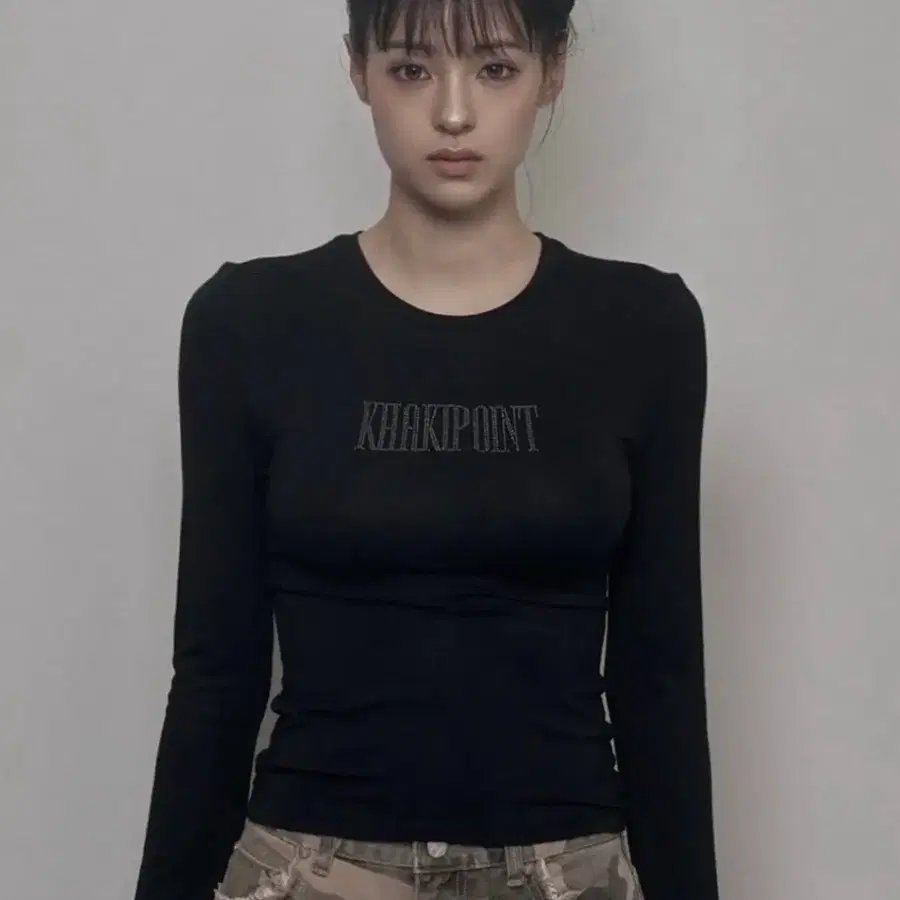 카키포인트 큐빅 티셔츠 Cubic T-shirt (black)
