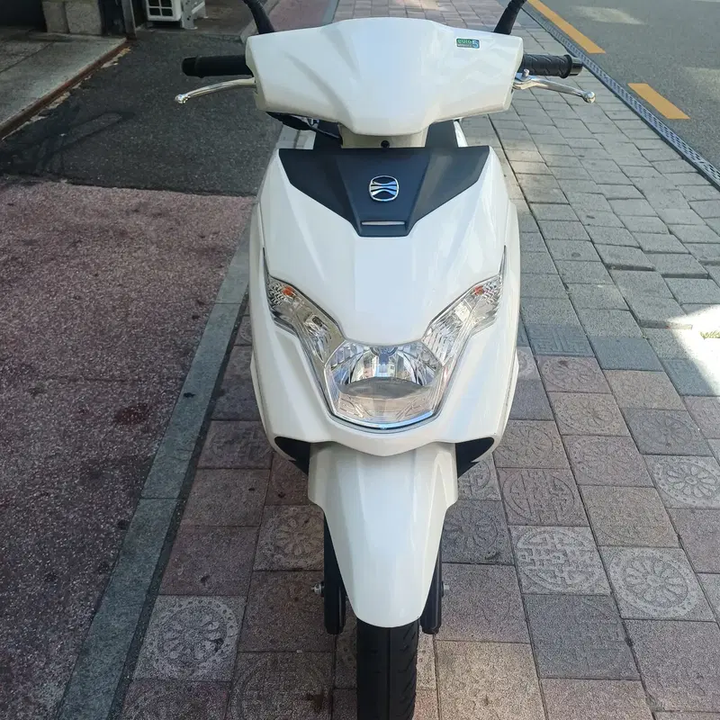DNA VX125 26년식 555KM 신차급 판매합니다.