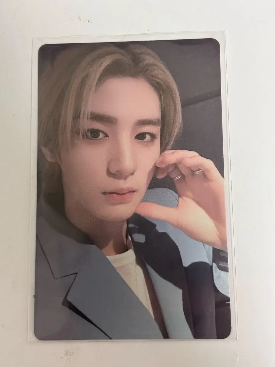 이한 19.99 위버스 럭드 포카