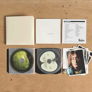 THE BEATLES WHITE ALBUM 2CD