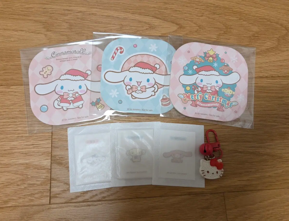 일괄처분 산리오일괄 시나모롤카페씰 띠부씰 산리오씰 헬로키티키링 코스터