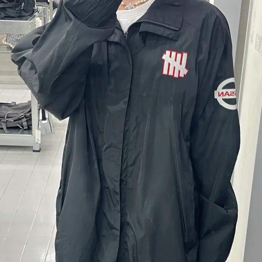 (XL) 언디핏 닛산 나일론 쉘 레이싱 블랙 바람막이 자켓