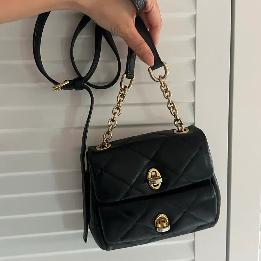 돌체앤가바나 D&G 램스킨 퀼팅 체인 숄더백 블랙