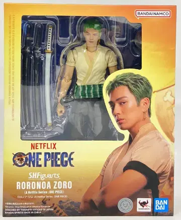 BANDAI SPIRITS S.H.Figuarts 로로노아 조로 (A Netflix Series: ONE PIECE)