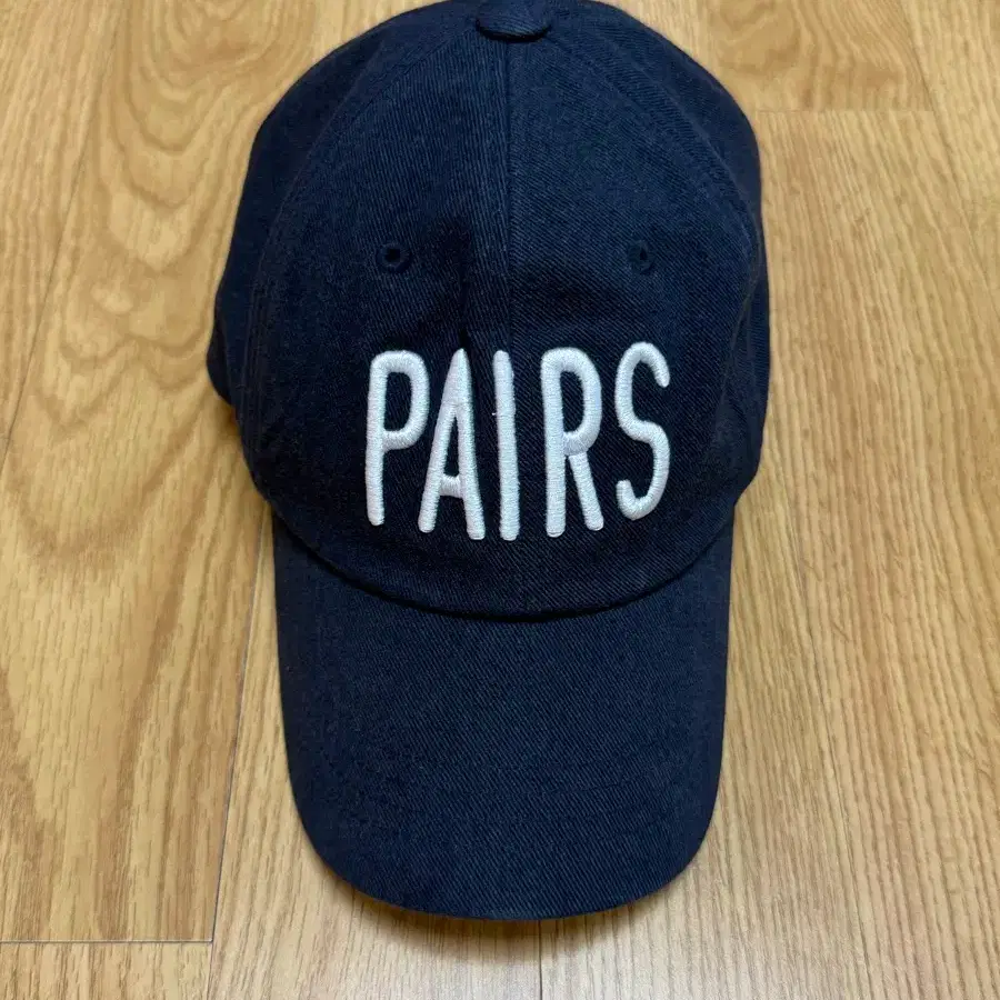 PAIRS LOGO CAP 페얼스 로고 볼캡 모자