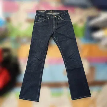 리 부츠컷 데님 사이즈 29 다크 데님