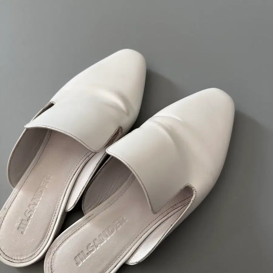 질샌더 jil sander 레더 뮬