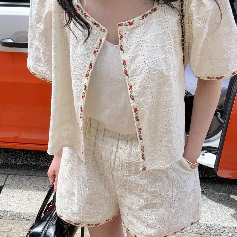 바이씨니 제작 레드플라워 투피스(반바지)