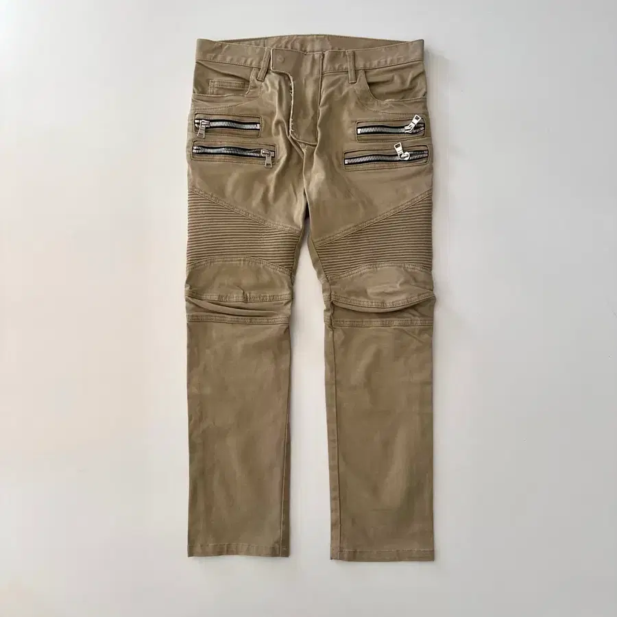 발망 balmain 바이커진