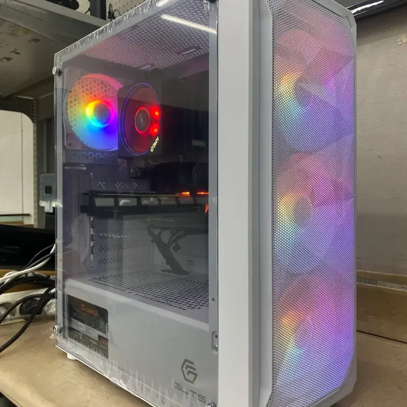 신품케이스. 라이젠2700X/GTX1070. 게이밍컴퓨터. 무료배송