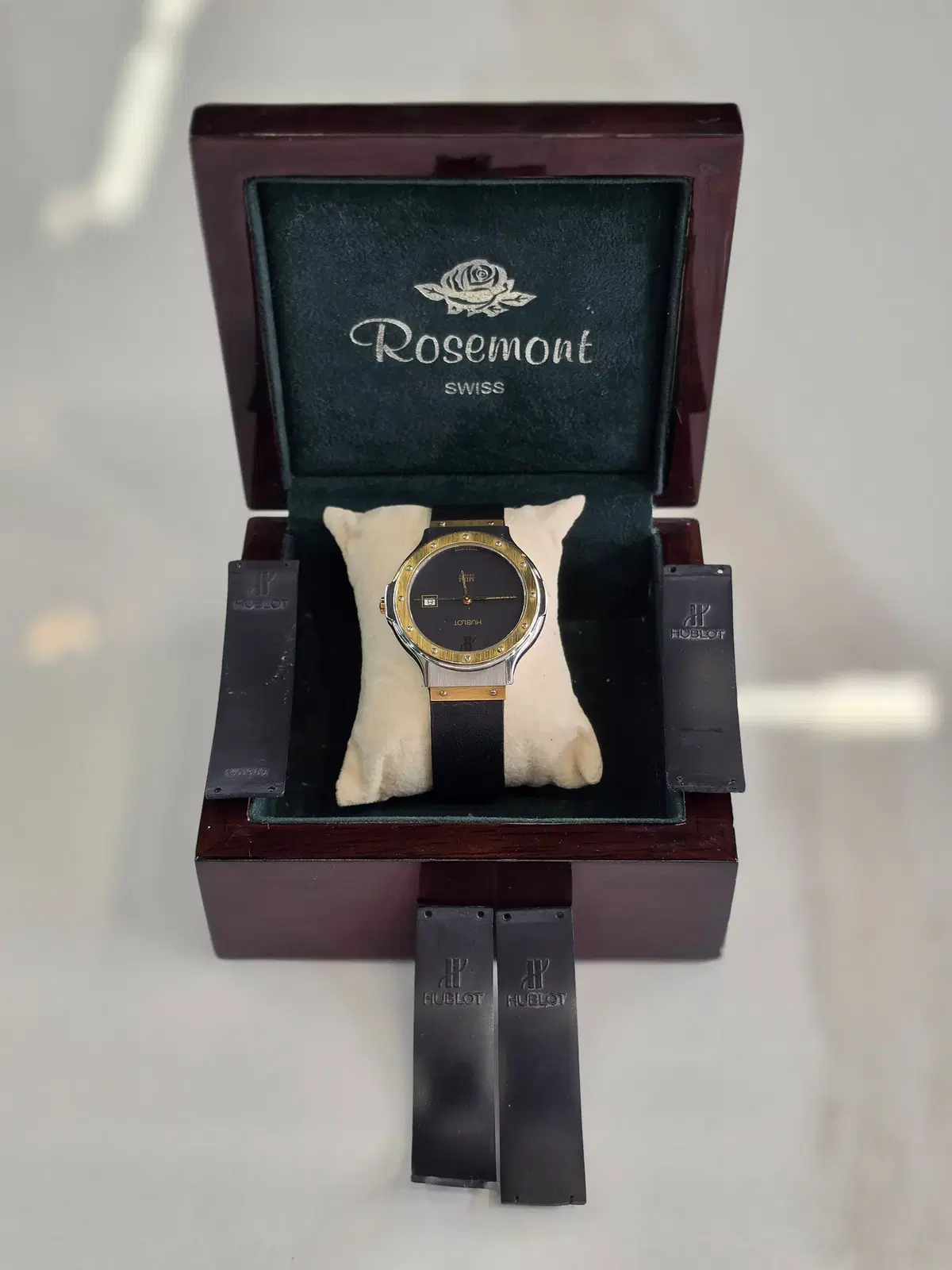 위블로 클랙식 MDM 제네바 콤비 쿼츠36MM 시계