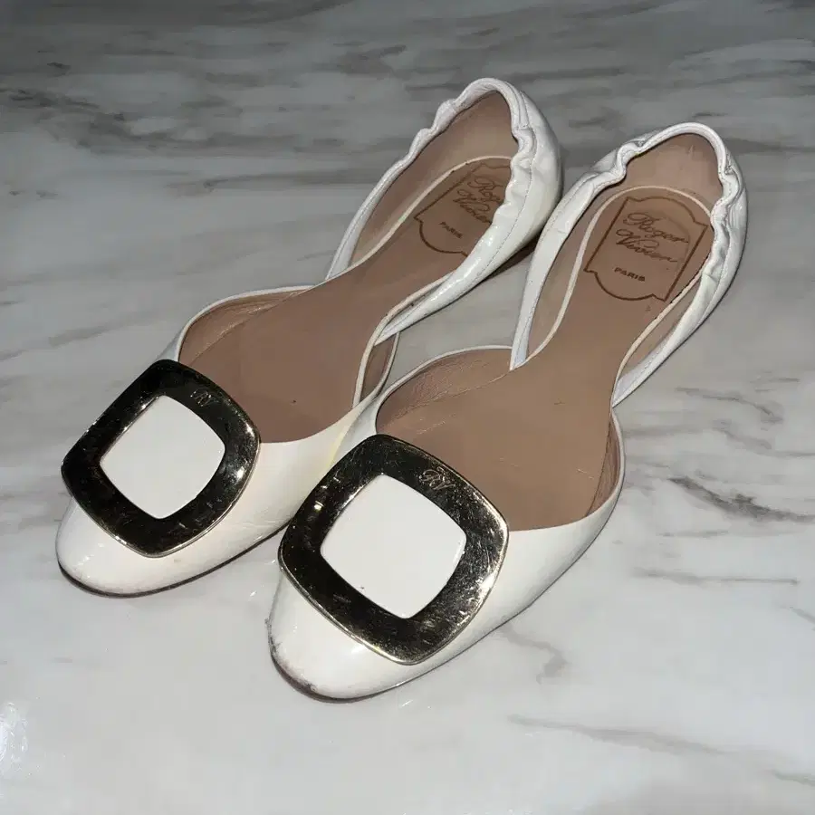 로저비비에 플랫슈즈