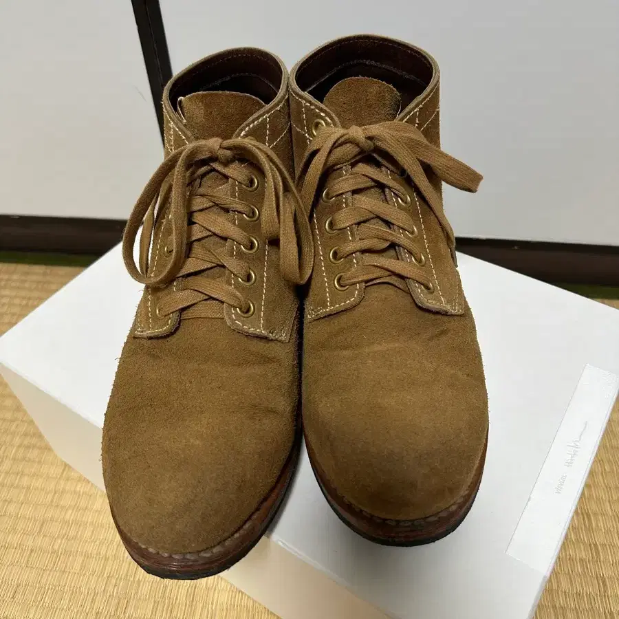 비즈빔 브리가디어 카멜
