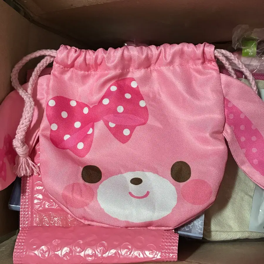 산리오 봉봉리본 파우치 가챠