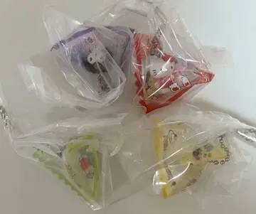 산리오 바스락 테트라 참 폼폼푸딩 포차코 쿠로미 키티