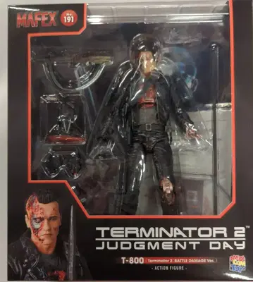 메디콤 토이 MAFEX T-800 (터미네이터 2 / 배틀 데미지 ver) 191 터미네이터 2 / 심판의 날