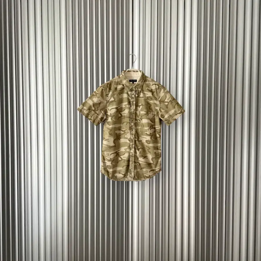 Comme des garcons shirt