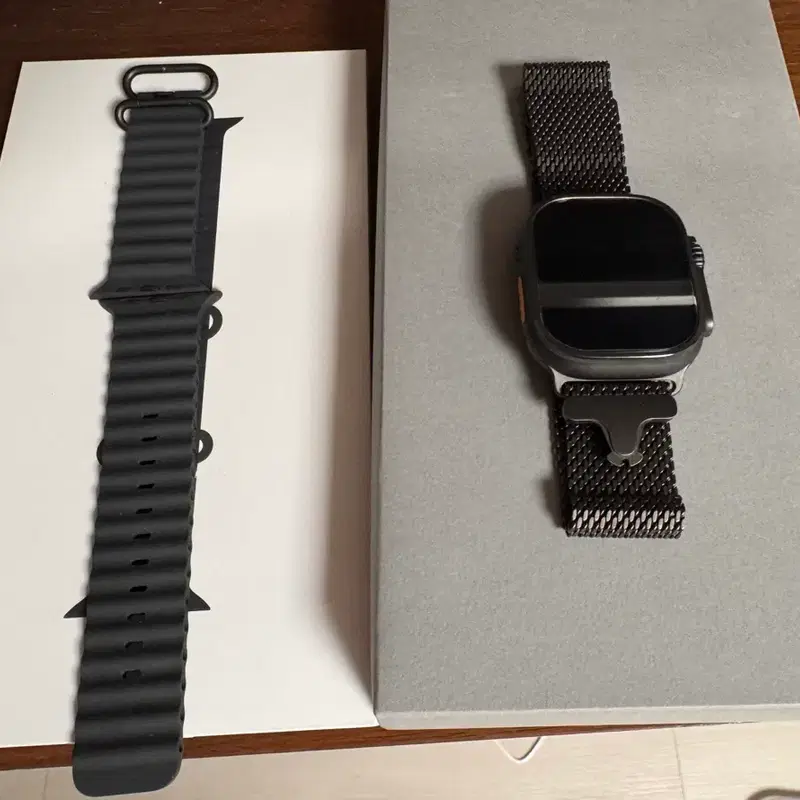 애플워치 울트라2 49mm 티타늄 밀레니즈루프 블랙