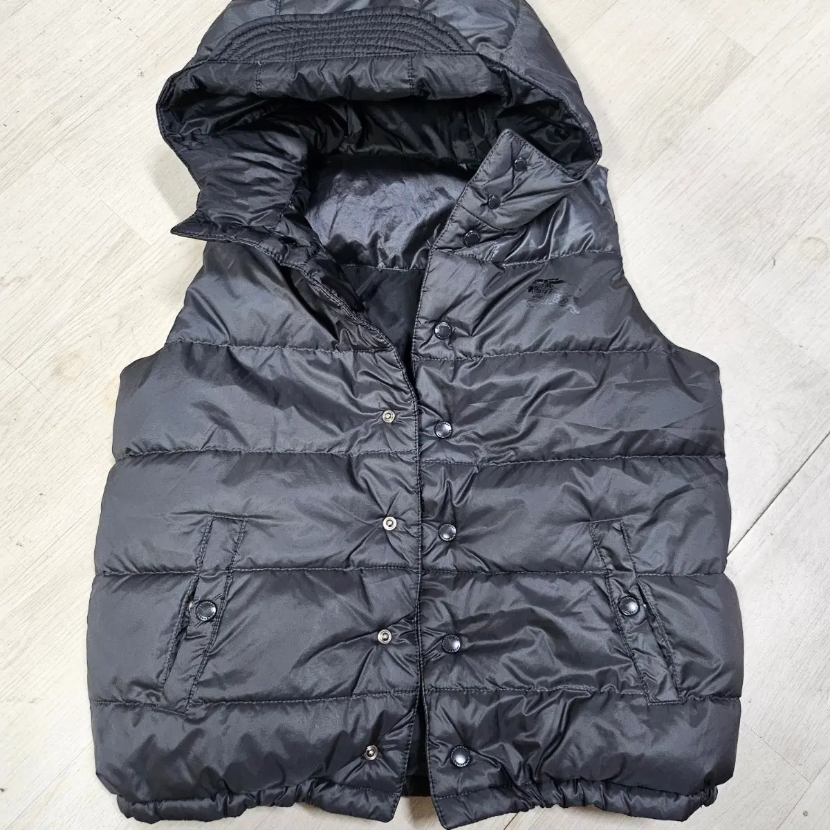 버버리 양면 후드 베스트 블랙 140