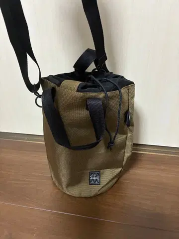 OMCC 숄더백 복조리형 카키 파타고니아 컬럼비아 나이키 아웃도어