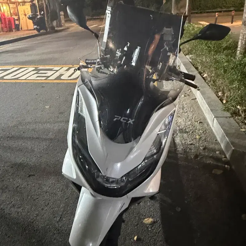 pcx125 23년식 8만 상태좋음