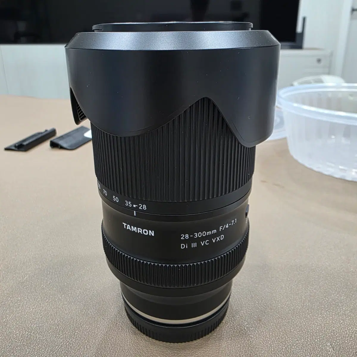탐론 28-300mm F/4-7.1 Di III VC VXD 소니 FE 판매합니다