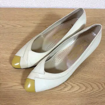 긴자 요시노야 HV 펌프스 22cm 아이보리 천연 가죽