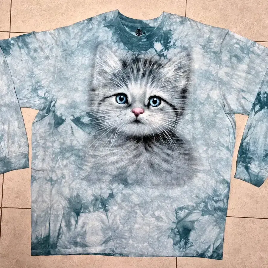 2010s THE MOUNTAIN Natural Tie-Dye Cat Graphic Long-Sleeve T-Shirt (3XL)