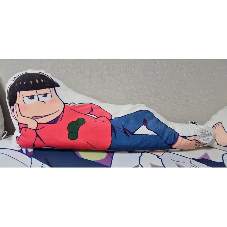 오소마츠상 다메닝겐 쿠션 누이 오소마츠