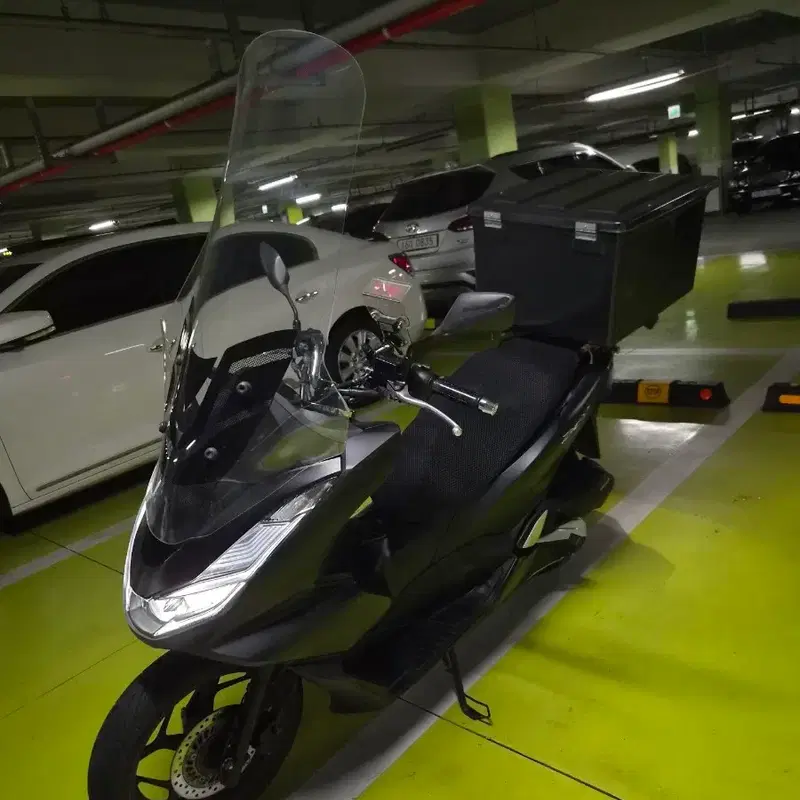 혼다 pcx125 abs 22년식 판매합니다