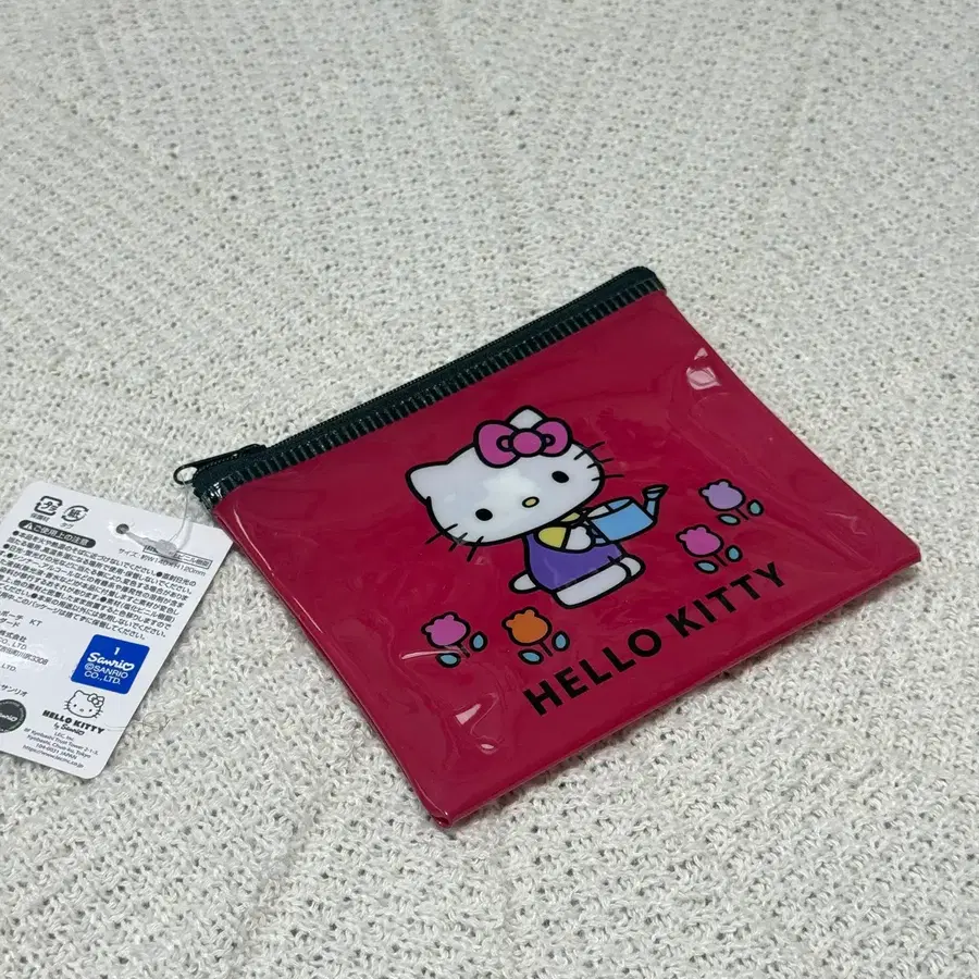 산리오 헬로키티 레트로 PVC 플랫 파우치