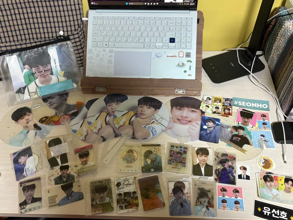 유선호 프듀시절 비공식 굿즈 일괄양도