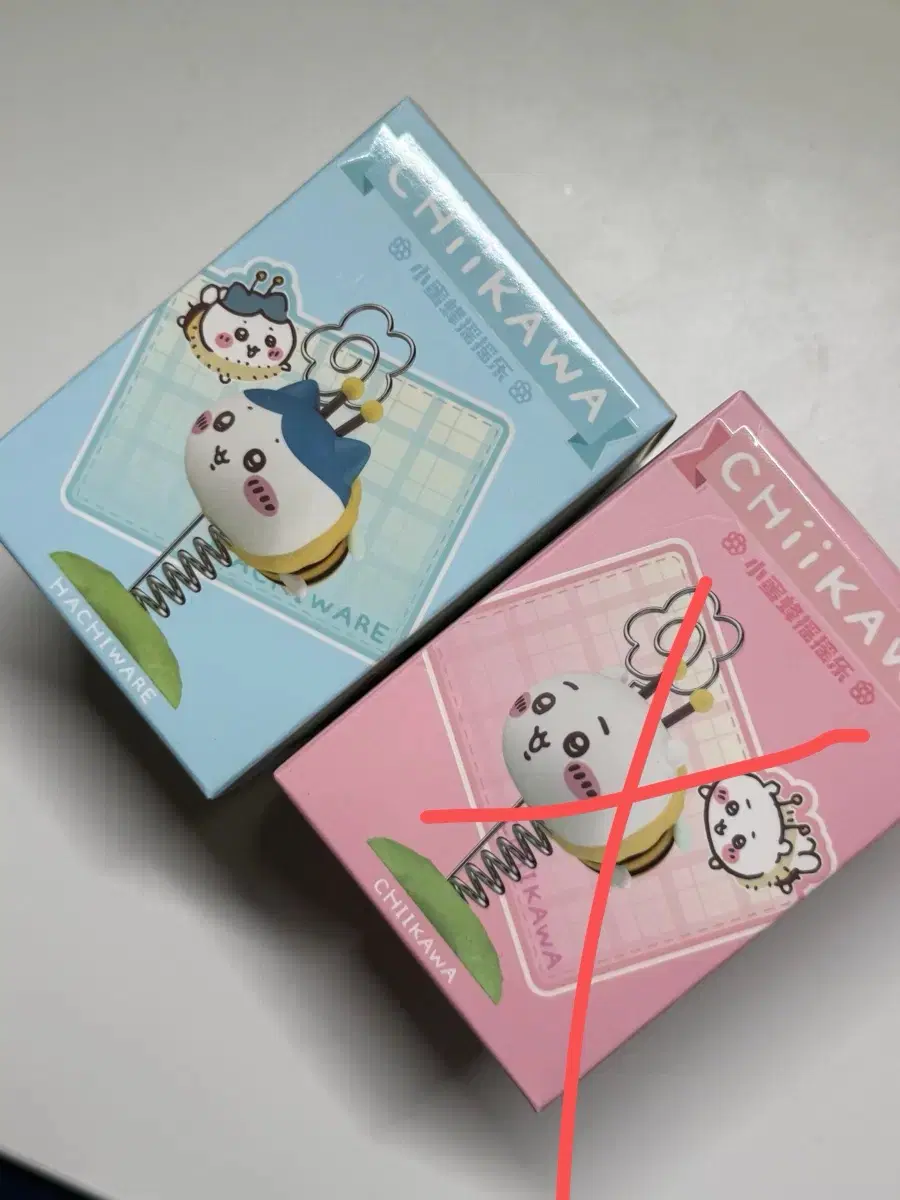 치이카와 데스크탑 꿀벌 흔들 피규어