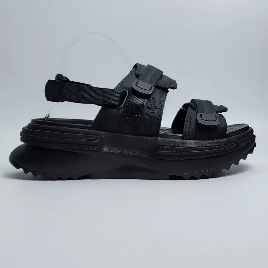 새상품 컨버스 런 스타 유틸리티 샌달 250mm 블랙