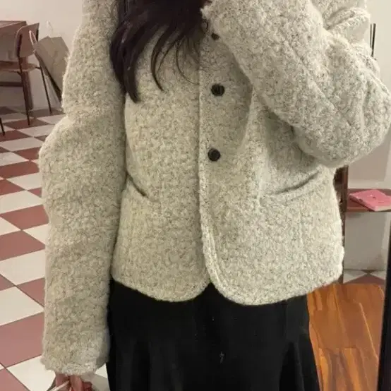 데일리쥬 마일즈 울 부클 크롭 자켓 아이보리