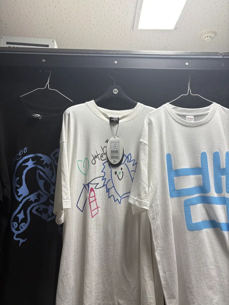 Hebi 티셔츠
