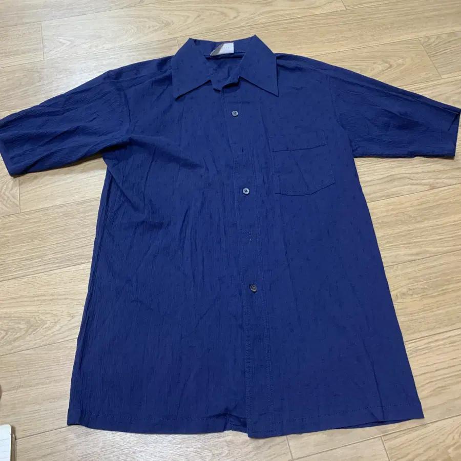 HardLion rock 롱카라 도트 자카드 시어 로커빌리 셔츠(S~M)